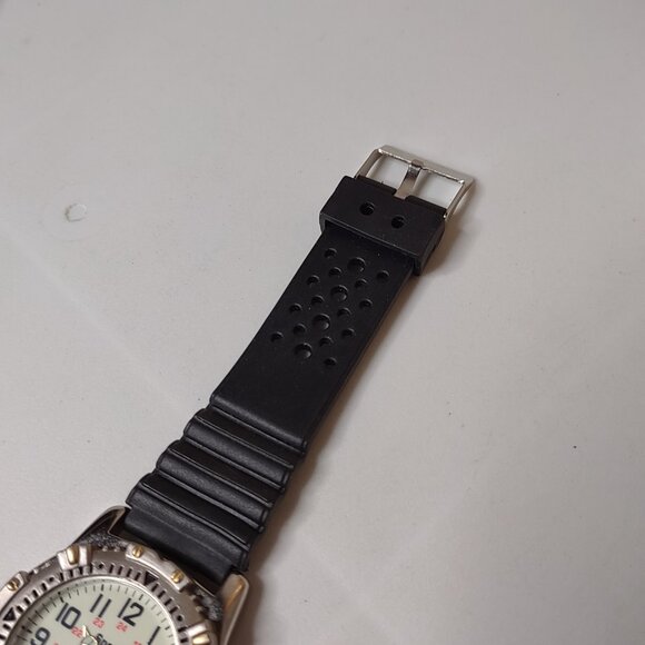 Glow In The Dark Vintage Sports Illustrated Watch - Picture 4 of 15